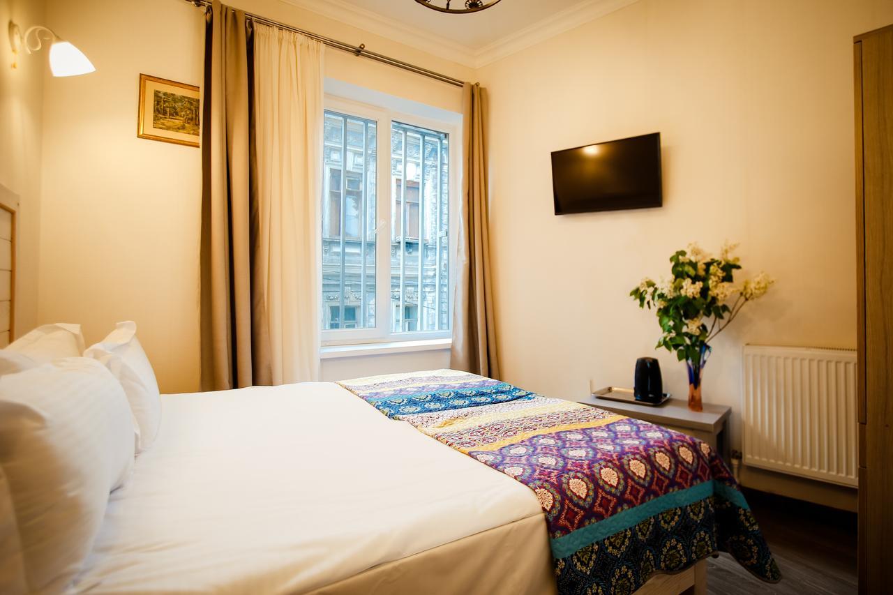 Freedom Square Apart Hotel Tbilisi Buitenkant foto